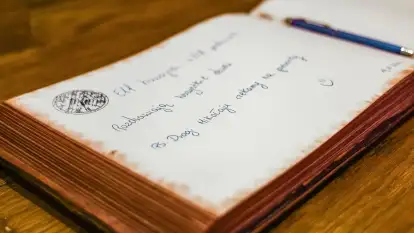 Przystań Świętego Mikołaja w Gwarku – Mazury Zimą Pełne Magii