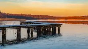 Wschód słońca nad jeziorem Dargin, most Sztynorcki, grudzień 2024 r. - zdjęcie 14