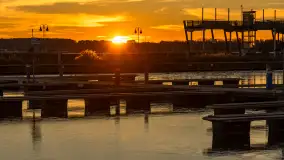 Zachód słońca, Ekomarina Giżycko, grudzień 2024 r. - zdjęcie 27