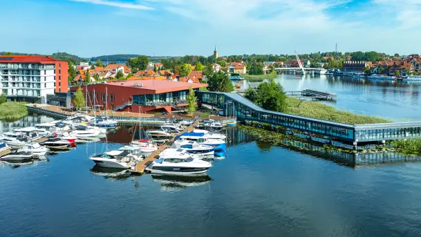 Mikołajki i okoliczne jeziora z drona, wrzesień 2024 r. - zdjęcie 6