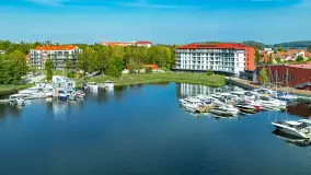 Mikołajki i okoliczne jeziora z drona, wrzesień 2024 r. - zdjęcie 39