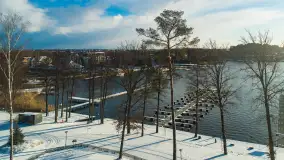 Zimowa zatoka Tracz na zdjęciach z lotu ptaka, styczeń 2025 r. - zdjęcie 8