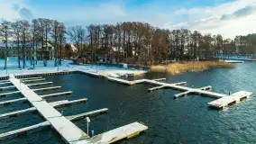 Zimowa zatoka Tracz na zdjęciach z lotu ptaka, styczeń 2025 r. - zdjęcie 12