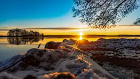 Wschód słońca nad jeziorem Święcajty w Kolonii Rybackiej - zdjęcie 1