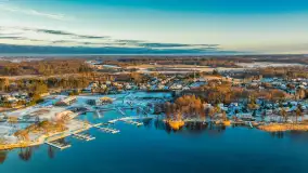 Zimowe Mazury na ujęciach z drona, styczeń 2025 r. - zdjęcie 3