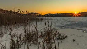 Zachód słońca nad jeziorem Skarż Wielki, luty 2025 r. - zdjęcie 7