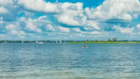 Jezioro Niegocin widziane z Wilkas, lipiec 2025 r. - zdjęcie 4