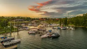 Zachód słońca z tęczą w tle, przystań Nautica, sierpień 2025 r. - zdjęcie 37