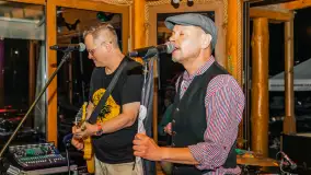 Jack Sparrow Band w tawernie Rozbitek, sierpień 2025 r. - zdjęcie 16