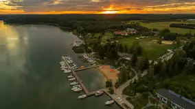 Ryn z lotu ptaka o zachodzie słońca, sierpień 2025 r. - zdjęcie 21