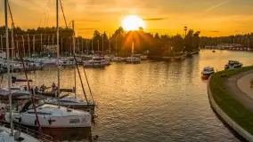 Zachód słońca w Węgorzewie, port Keja, sierpień 2025 r. - zdjęcie 21