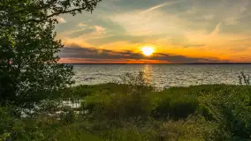 Zachód słońca nad jeziorem Śniardwy, Szeroki Ostrów, czerwiec 2025 r. - zdjęcie 33