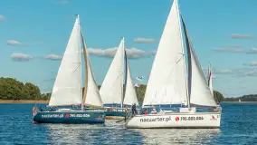 Jezioro Kisajno pełne jachtów, trwa żeglarski wrzesień 2025 - zdjęcie 34