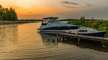 Zachód słońca nad jeziorem Jagodnem, czerwiec 2025 r.