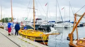 Oldtimery na wodzie w Giżycku: koncert, regaty i parada - zdjęcie 16