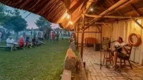 Zdjęcia: Bandik Władek Świeczkowski wystąpił w porcie Tło Dla Mew - zdjęcie 16