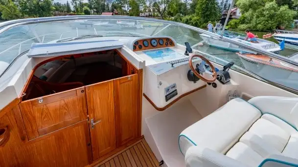 Rejsy luksusowymi jachtami motorowymi - zdjęcie 6