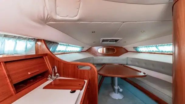 Rejsy luksusowymi jachtami motorowymi - zdjęcie 3