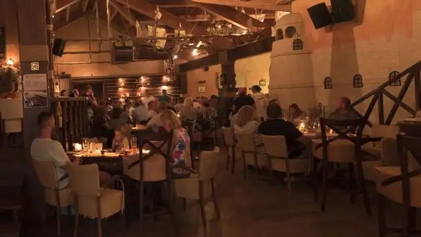 Zdjęcia: Tawerna Albatros wypełniła się po brzegi