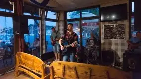 Zdjęcia: Tawerna DeZeTa rozbrzmiewała szantami - zdjęcie 11