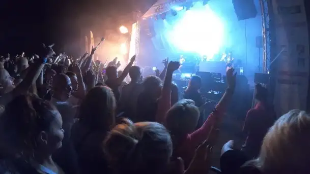 Zdjęcia: Energia, pasja i muzyka na scenie przy Mamrach