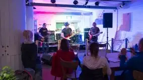 Zdjęcia: Baba Pruska gościła legendarną grupę blues-rockową - zdjęcie 14