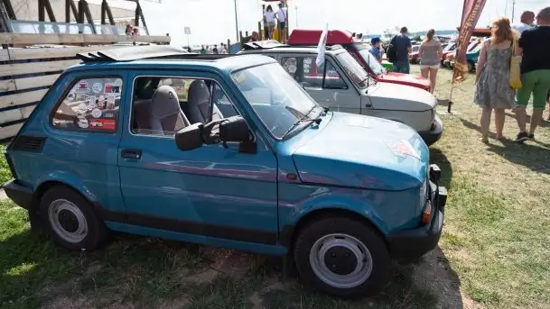 Zdjęcia:  Zlot "maluchów" w Giżycku. Nie ma klimy, ale jest klimat - zdjęcie 5