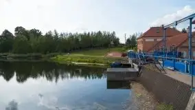 Zdjęcia: Gościnne progi starej elektrowni nad rzeką Węgorapą - zdjęcie 21