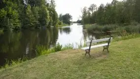 Zdjęcia: Gościnne progi starej elektrowni nad rzeką Węgorapą - zdjęcie 12