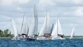 Zdjęcia: Silny wiatr i pięć wyścigów  - zdjęcie 4