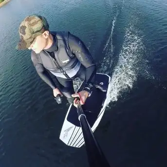 Zdjęcia: Deska eFoil na Mazurach - lewituj nad wodą w sezonie 2020 - zdjęcie 11