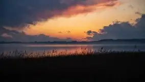 Epicki zachód słońca nad jeziorem Niegocin, luty 2020 - zdjęcie 17