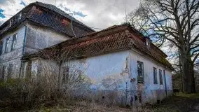 Pałac w Bęsi, na który rzucono klątwę - zdjęcie 17