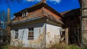 Pałac w Bęsi, na który rzucono klątwę - zdjęcie 38