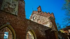 Zdjęcia: Pałac w Prośnie – monumentalna, romantyczna i tajemnicza ruina - zdjęcie 43