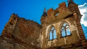 Zdjęcia: Pałac w Prośnie – monumentalna, romantyczna i tajemnicza ruina - zdjęcie 27