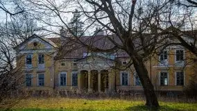 Zdjęcia: Pałac w Skandławkach – do kupienia romantyczna pozostałość dawnych Mazur - zdjęcie 17