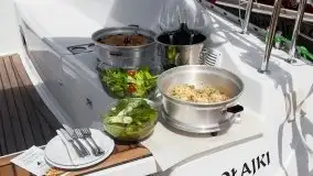 Zdjęcia: W Mikołajkach zamówisz posiłek z dostawą na jacht! - zdjęcie 8