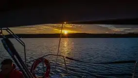 Zachód słońca podczas pływania jachtem Antila 30 - zdjęcie 44