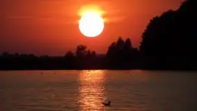 Zdjęcia: Poradnik motorowodny, skuterem i jachtem motorowym przez Mazury - jezioro Mamry - zdjęcie 3