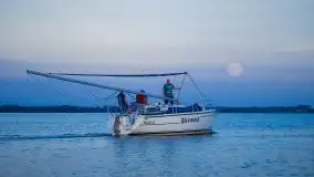 Zdjęcia: Poradnik - motorowodne Mazury - jezioro Niegocin - zdjęcie 17