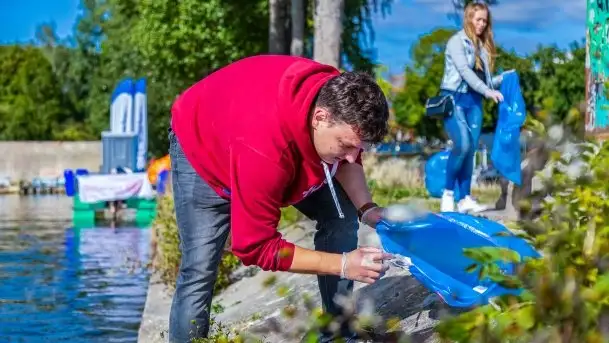 Sprzątanie Świata (Mazur) przez Rotarack Giżycko i Giżycką Grupę Regatową - zdjęcie 10