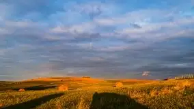 Zachód słońca nad mazurskimi polami, okolice wsi Sulimy - zdjęcie 3