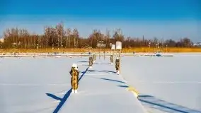 Zima w porcie AZS, jezioro Niegocin, 2021 r. - zdjęcie 29