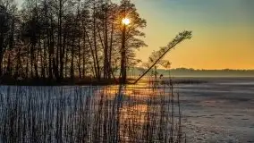 Marcowy zachód słońca nad jeziorem Dejguny - zdjęcie 21