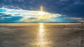 Przedwiosenny zachód słońca w porcie Kal, jezioro Mamry - zdjęcie 9