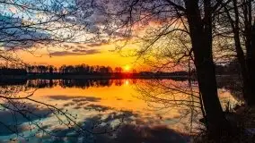 Wiosenny wschód słońca nad jeziorem Stręgiel - zdjęcie 34