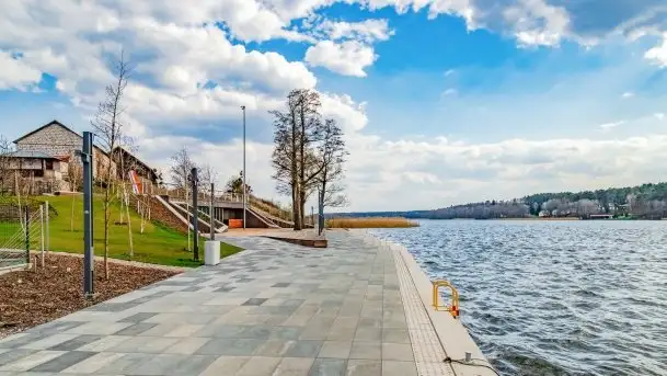 Cisza przed burzą, czyli kwiecień na promenadzie w Mikołajkach - zdjęcie 4