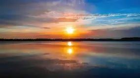 Wiosenny wschód słońca nad jeziorem Pozezdrze - zdjęcie 2