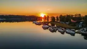 Wschód słońca nad jeziorem Bocznym, port Tło Dla Mew - zdjęcie 12